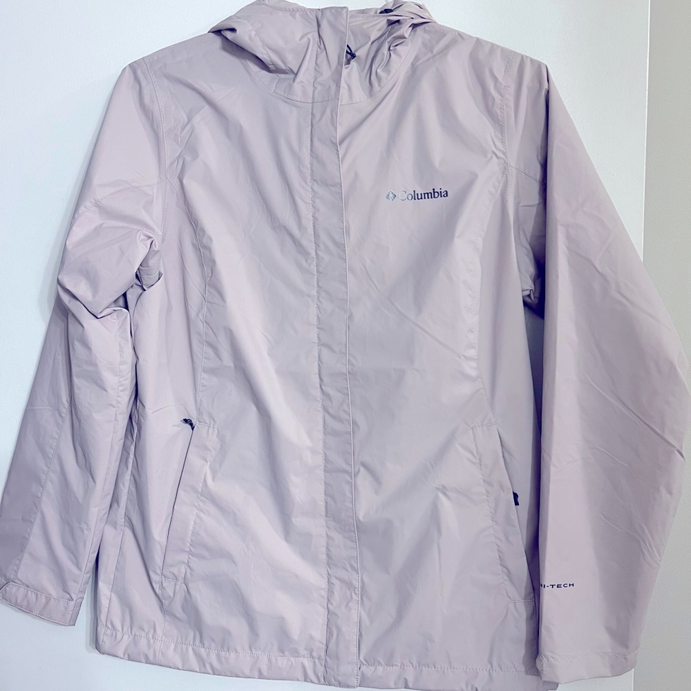 Columbia Omni tech rain coat- lavender
